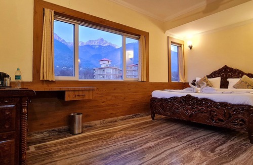 Fatehpur Hotel | Hotel Samdupling Himalayan Brothers
