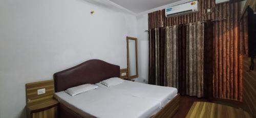Dehradun Hotel | Hotel Samrat