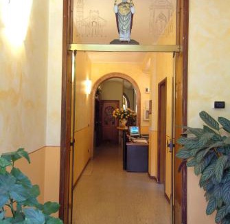 Buon Pastore-Sant'Agnese-San Damaso Hotel | Hotel San Geminiano