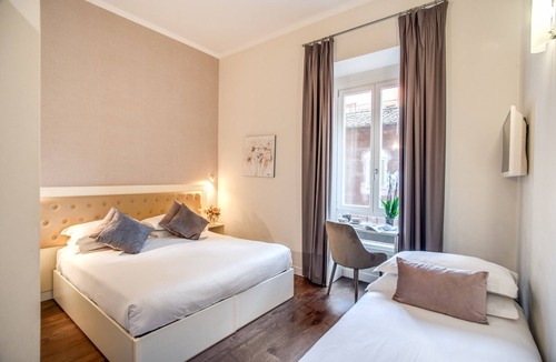 Rione III Colonna Hotel | Hotel San Silvestro