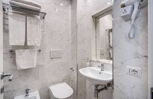 Rione III Colonna Hotel | Hotel San Silvestro
