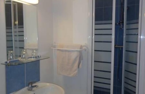 Epinettes Hotel | Hotel Santana
