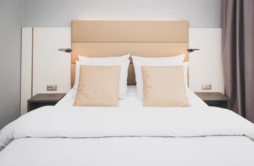 Sudweststadt Ostlicher Teil Hotel | Hotel Santo