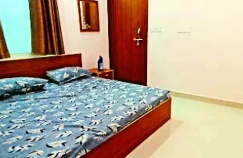 Vrindavan Hotel | Hotel Saraswati Atithi Bhawan Vrindavan