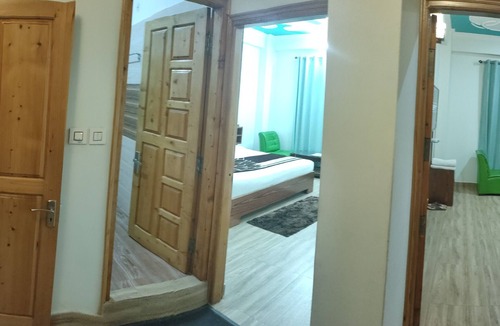Shamshi Hotel | Hotel Sarla Regency