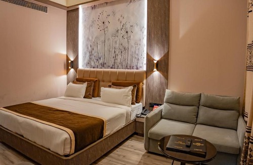 Mira Bhayandar Hotel | Hotel Sea N Rock
