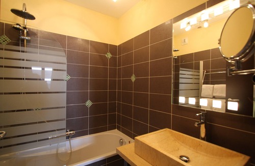 Algajola Hotel | Hotel Serenada