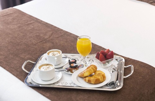 Castellana Hotel | Hotel Serrano