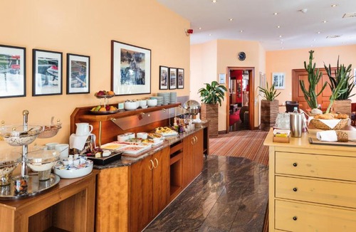 Ostheim Hotel | Hotel Servatius