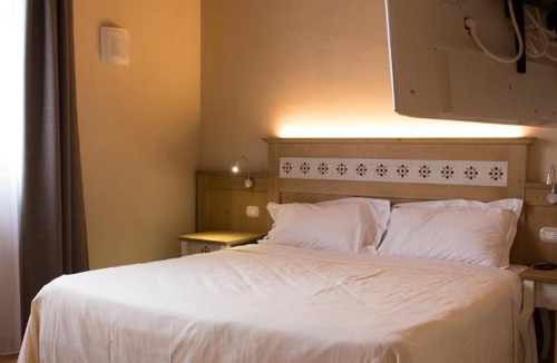 Cornegliano Laudense Hotel | Hotel Sesmones