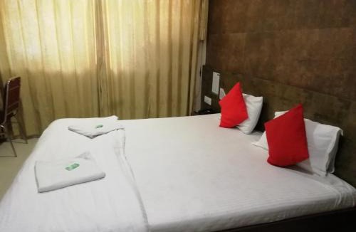 Thane West Hotel | HOTEL SHARADA INTERNATIONAL