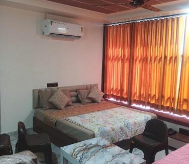 Ahmedabad Hotel | hotel shaurya
