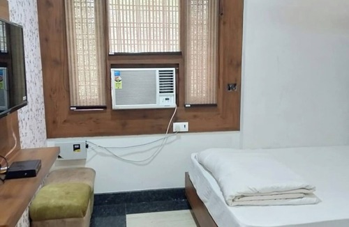 Sarnath Hotel | Hotel Shaurya