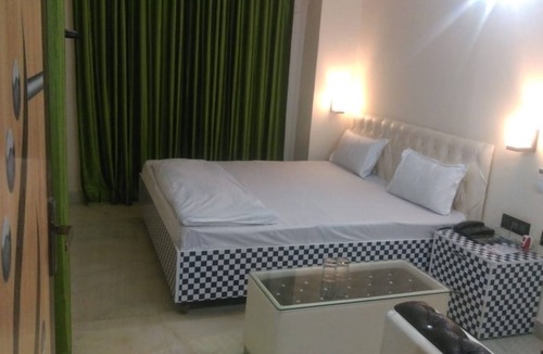 Siwan Hotel | Hotel Sheetal International Siwan
