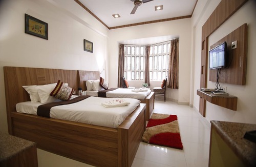 Mathura Hotel | Hotel Sheetal Regency