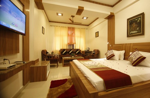 Mathura Hotel | Hotel Sheetal Regency