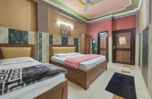 Vrindavan Hotel | Hotel Shiri Krishna