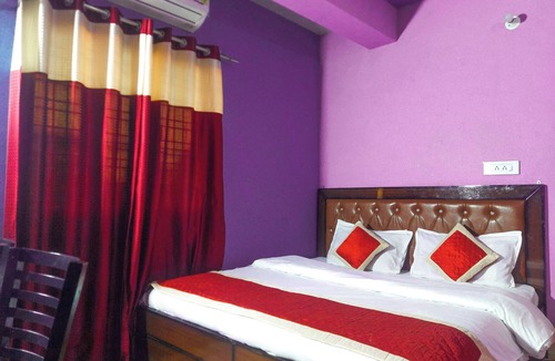 Bullawala Hotel | Hotel Shiva & is