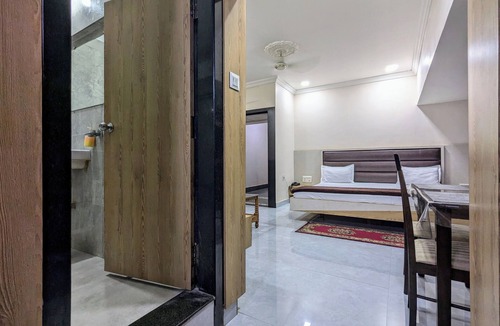 Bilaspur Hotel | Hotel Shivneri