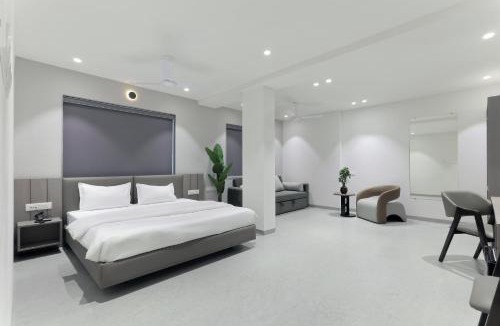 Surat Hotel | Hotel Shreedarshan