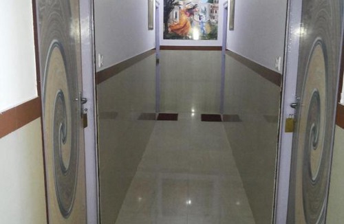 Dwarka Hotel | Hotel ShreeNidhi