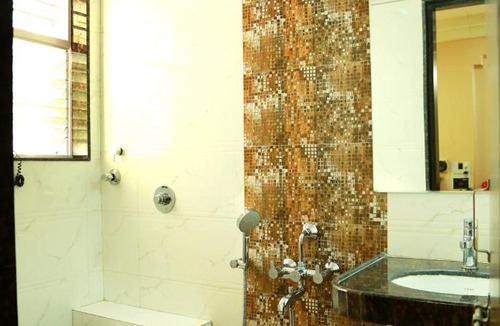 Shivajinagar Hotel | Hotel Shreyas