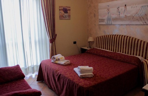 Zona Ca' Granda Hotel | Hotel Sicilia