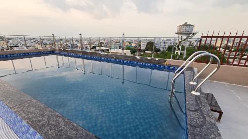 Dehradun Hotel | Hotel Silver Oak