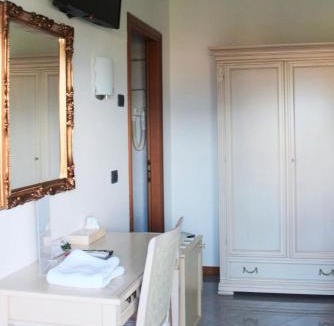 Santa Maria - Rezzonico Hotel | Hotel Sole