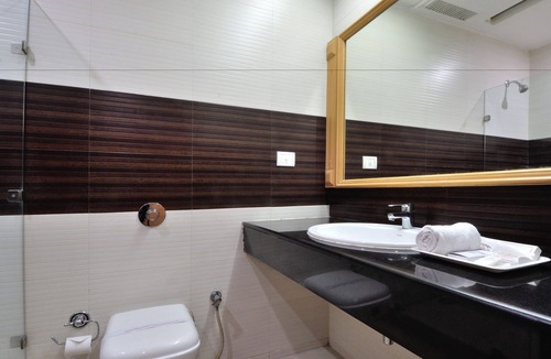Panchkula Urban Estate Hotel | Hotel Solitaire Chandigarh