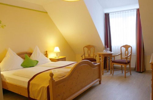Weisenheim am Berg Hotel | Hotel Speeter