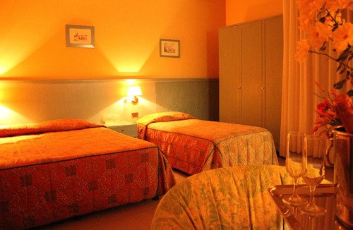 Bagni di Tabiano Hotel | hotel Sporting Piscina & Ristorante