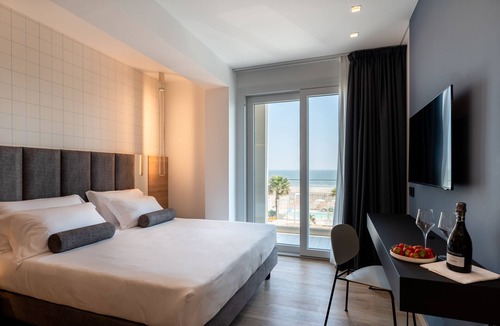 Fogliano Marina Hotel | Hotel Sporting