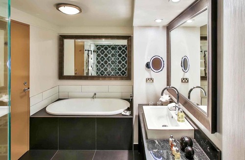 Queenstown Hotel | Hotel St Moritz, Queenstown - MGallery