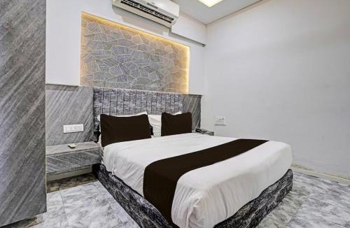 Surat House | HOTEL STAR GALAXY