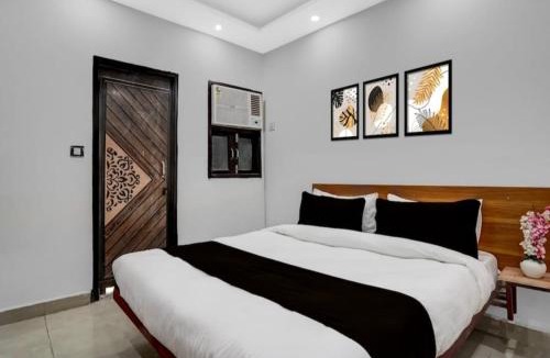 Delhi House | Hotel Stay Easy Near Krishna Nagar Delhi