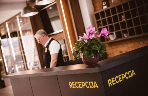 Murska Sobota Hotel | Hotel Strk