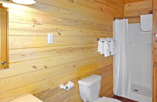 Wimberley Hotel | Hotel Style Suite with Two Queen Beds - Minutes from Downtown!