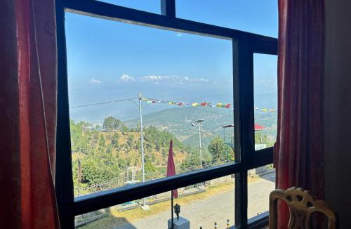 Kausani Hotel | Hotel Sumit
