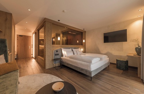 Naz Hotel | Hotel Sun
