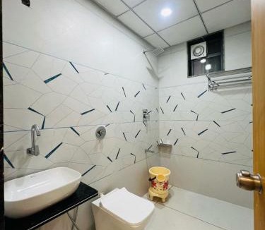 Somnath Hotel | Hotel Sun Palace