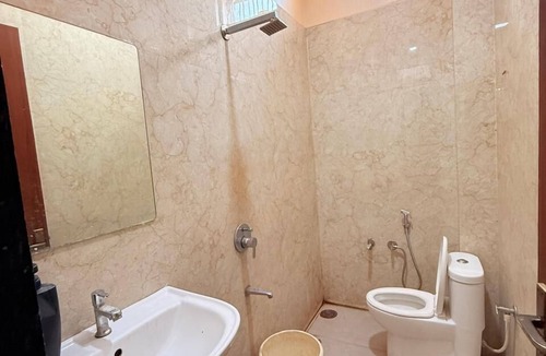 Sehore Hotel | Hotel Sunshine