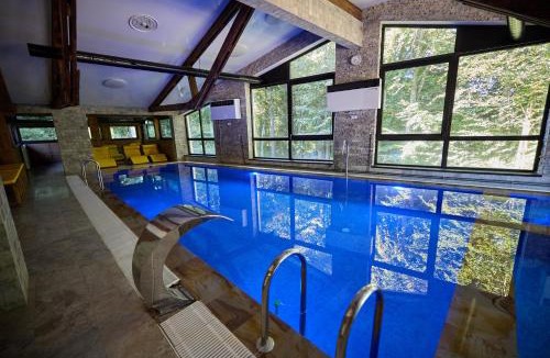 Cavnic Hotel | Hotel Superski