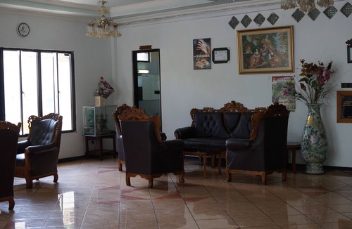 Oro Oro Ombo Hotel | Hotel Surya Indah