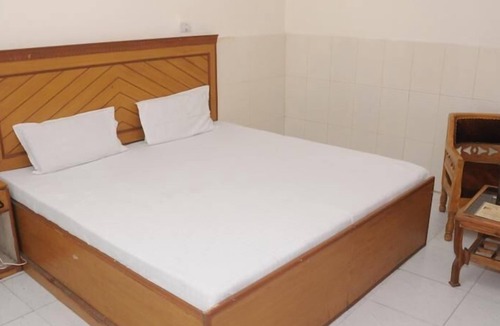 Sector 45 Hotel | Hotel Surya Palace