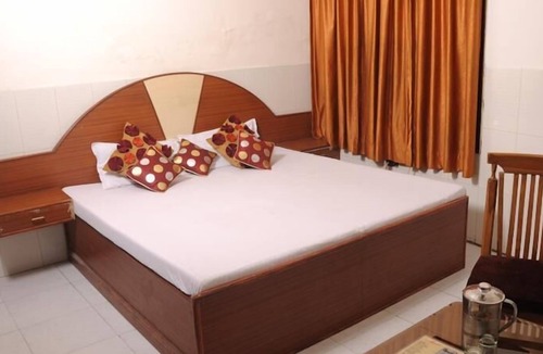 Sector 45 Hotel | Hotel Surya Palace