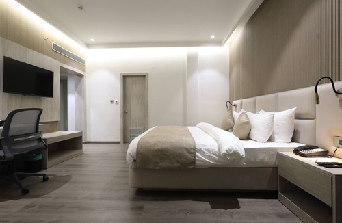 Bareilly Hotel | Hotel Swarn Towers