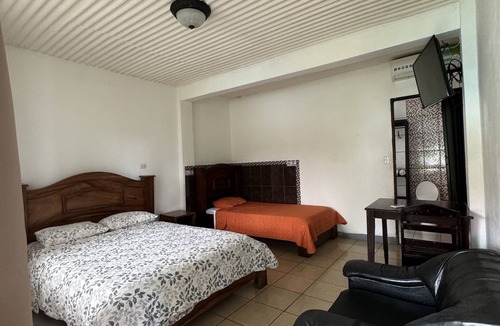 Guacimo Hotel | Hotel Tabacones
