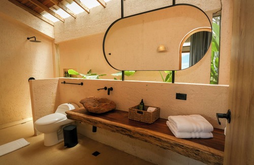 Fredonia Hotel | Hotel Tahití
