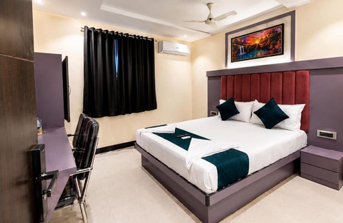 Sakinaka Hotel | Hotel Taj Palace - Near Mumbai Airport